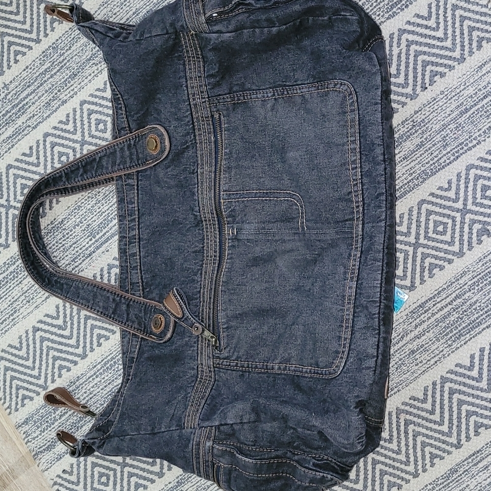 GAP travel tote